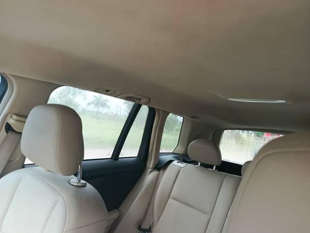 A picture of 2011 Mercedes Benz GLK350