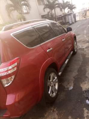 A picture of 2008 Belgium standard Toyota RAV4 everything is working perfectly Engine