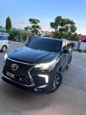 used toyota fortuner