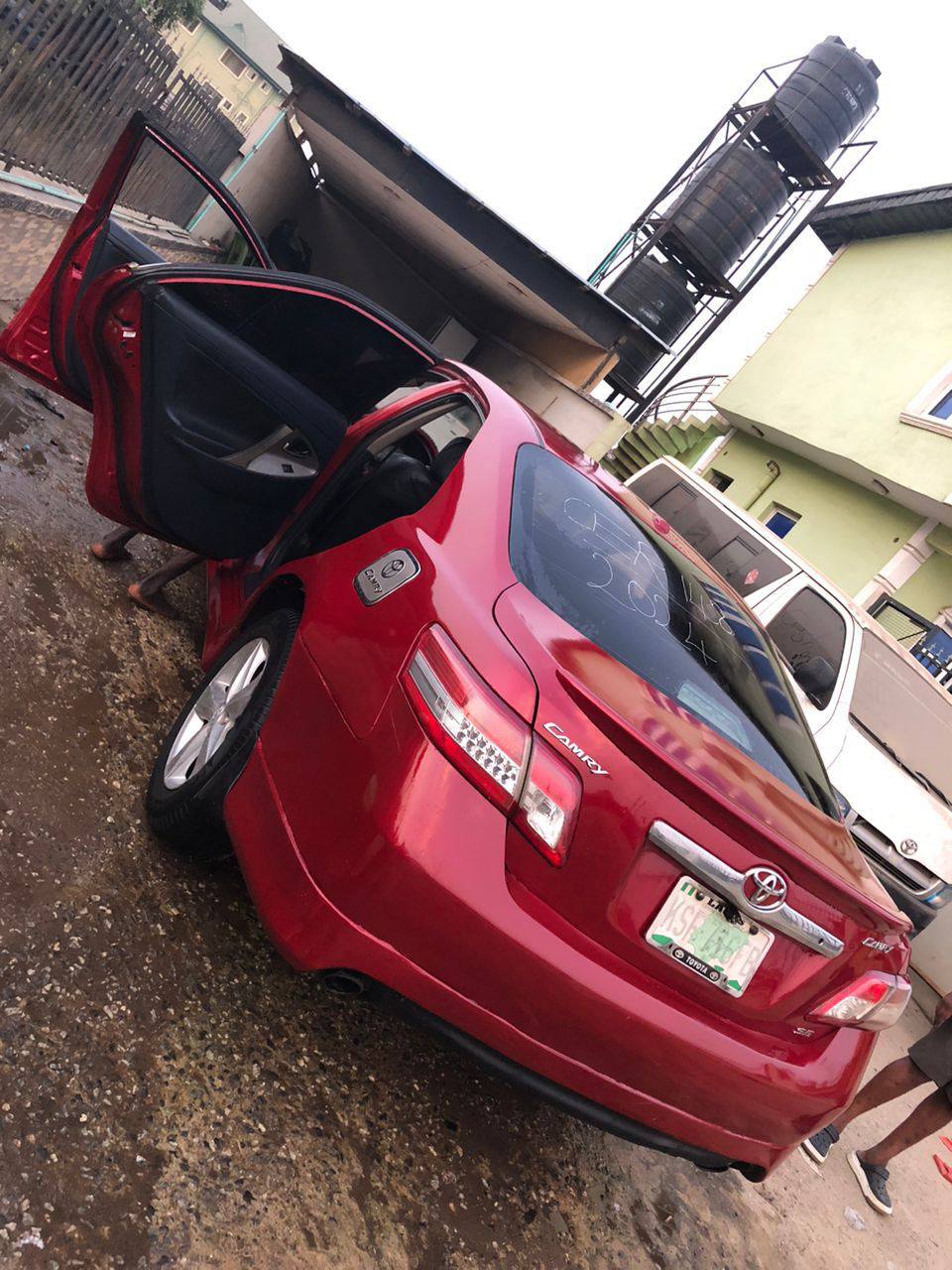 A picture of 011 camry neat bake 5 7m Settlement 100k 090226095 17