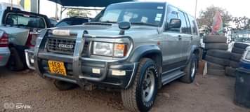 classifieds/cars isuzu