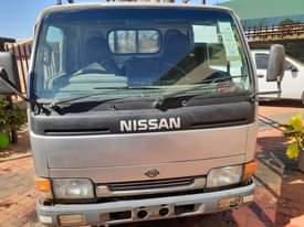 used nissan atlas