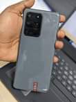 A picture of Samsung S20 utra 5g