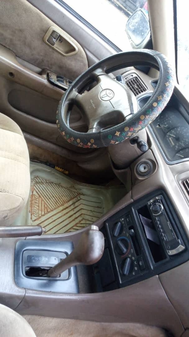 A picture of Toyota camry