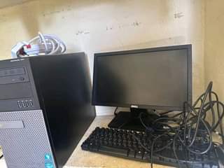 A picture of Desk top