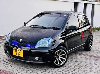 A picture of VITZ RS
