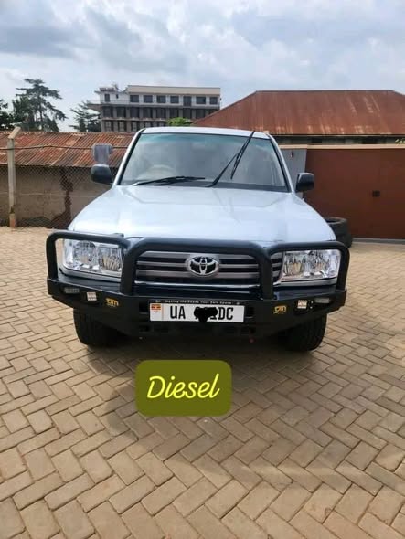 A picture of LANDCRUISER