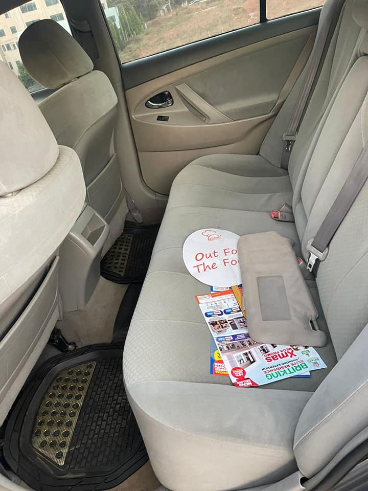 A picture of Neatly used 08 Toyota Camry v4