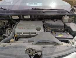 A picture of Distress Awoof connect Awoof dealer Market Toyota sienna 06 Flashed