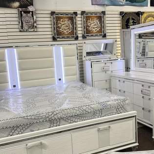 A picture of Homeland furniture 0710113341