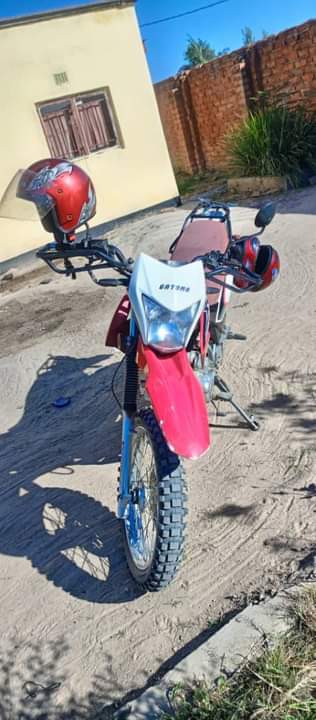 A picture of Gatoma xr 150 engine 26000 Abit negotiable call me 0978457569