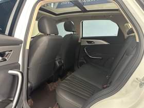A picture of BESTUNE T77 2023 11100km 1 5T 169ps L4 5 doors