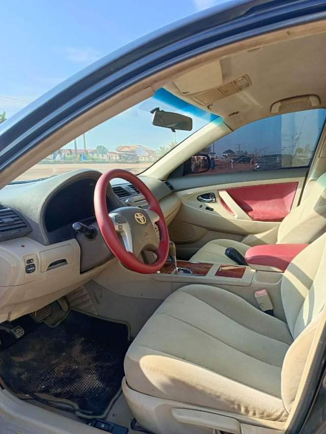 A picture of Toyota Camry 2007