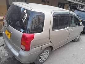 A picture of Toyota raum