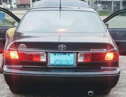 A picture of 2001 Toyota Camry 1000