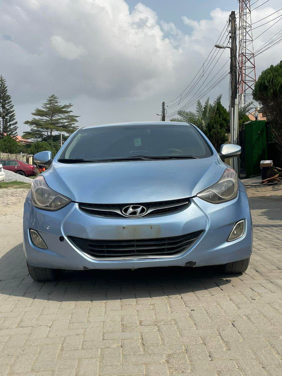 A picture of Quick deals 2013 Hyundai Elantra Going for 5.8m