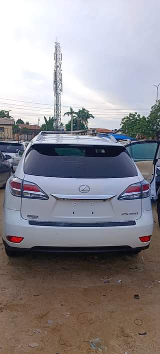 A picture of Lexus RX350 Tokunbo 2013 It is priston clean with low