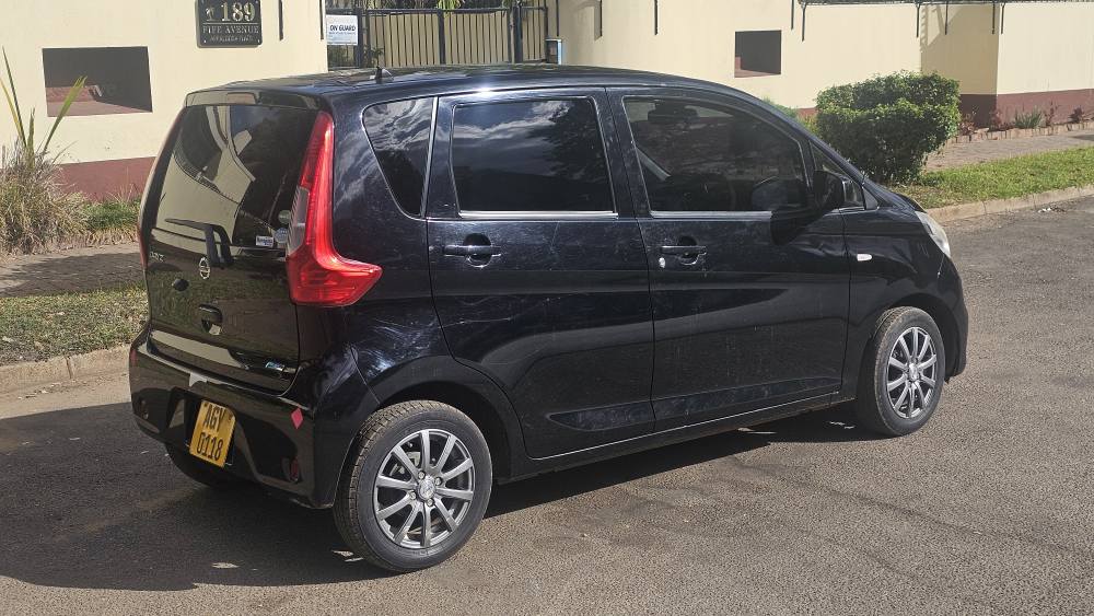 classifieds/cars nissan