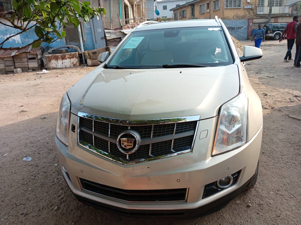 A picture of Cadillac 2012