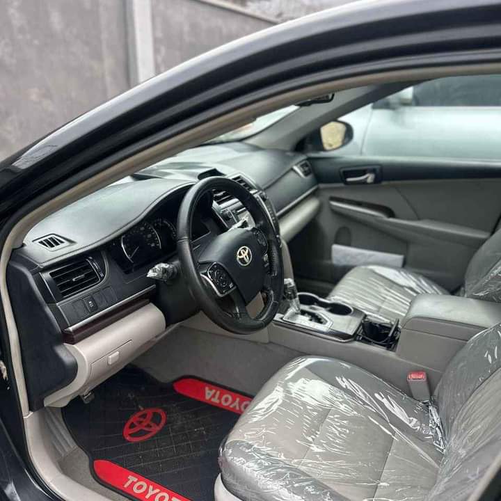 A picture of Unregistered toyota xle 2013 camry