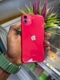 A picture of Iphone 11 clean sana