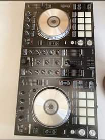 A picture of Dj equipment