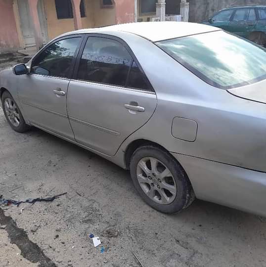 A picture of Dealer buyer Toyota Camry big daddy. ...v6