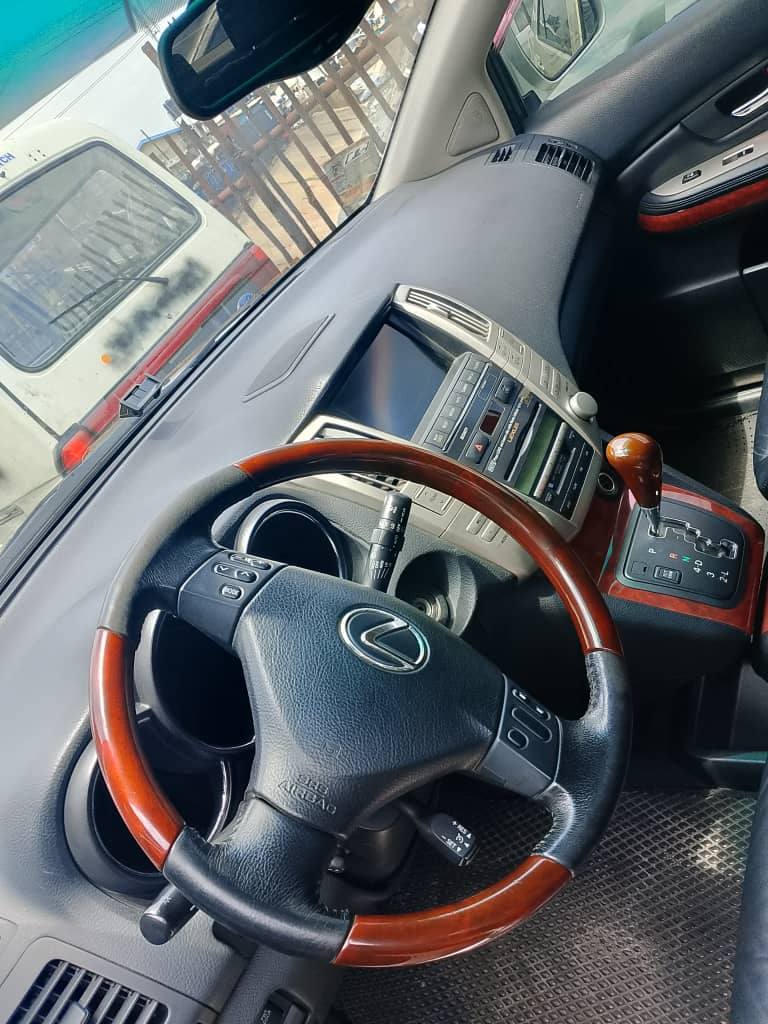 A picture of Rx330 toks Accident free panoramic