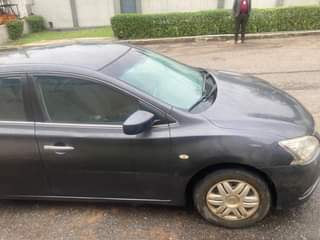 A picture of Nissan Sentra 2015