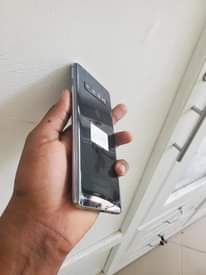 A picture of Mzungu wa roho maphone