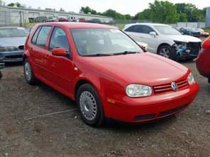 A picture of TOKUNBO GOLF 3 YEAR MODEL 2000 TRANSMISSION Automatic CONDITION Buy