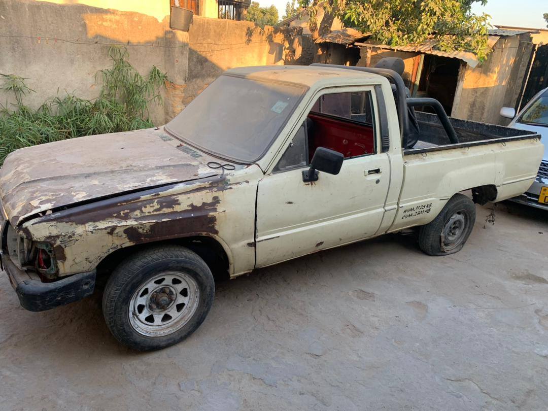 classifieds/cars toyota
