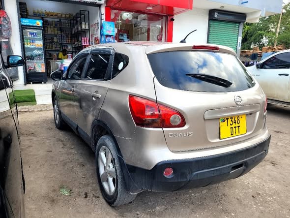 A picture of NISSAN DUALIS BEI 7M FULL DOCUMENT FULL AC 0618 901