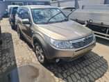 A picture of subaru forester gold