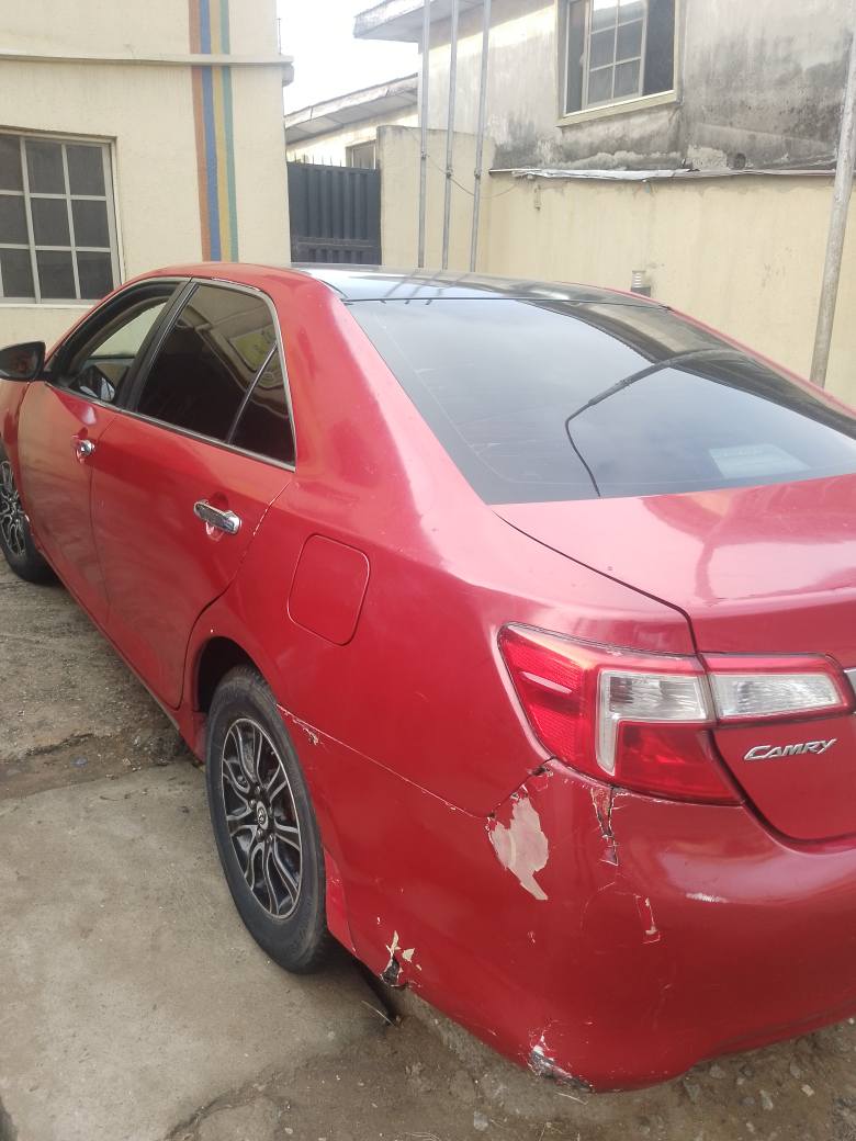 A picture of Destress Toyota Camry 2013 engine gear and a c perfect