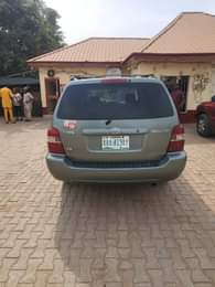 A picture of Grade1 Highlander 2006 model faultless first body engine untampered Price