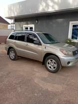 A picture of Grade Nigeria Used Make Toyota Model RAV4 Model Year 2004