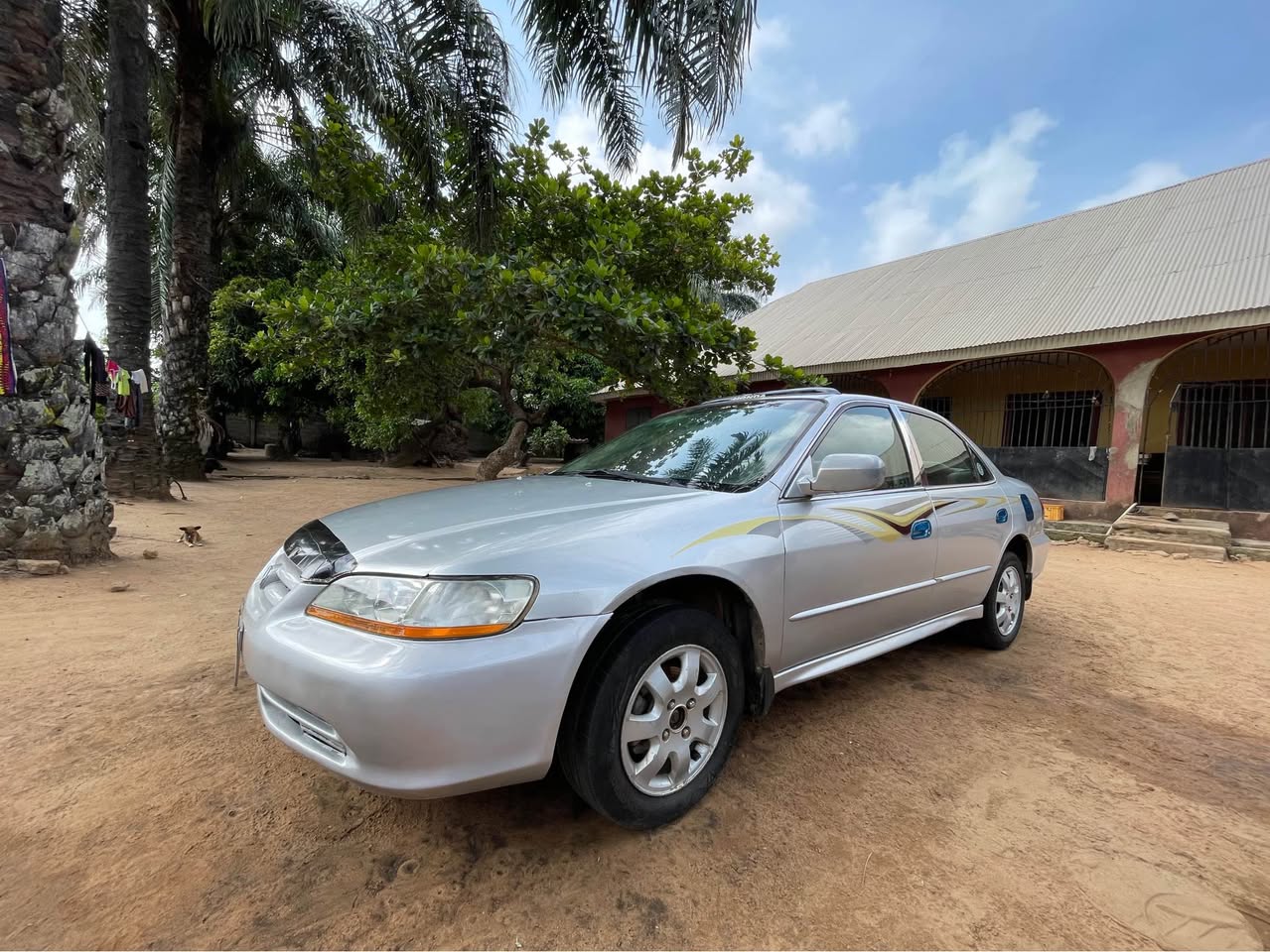 A picture of Honda Accord 2002 EX