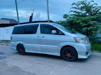 toyota alphard