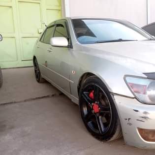 used toyota altezza
