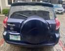 A picture of Toyota RAV4 08