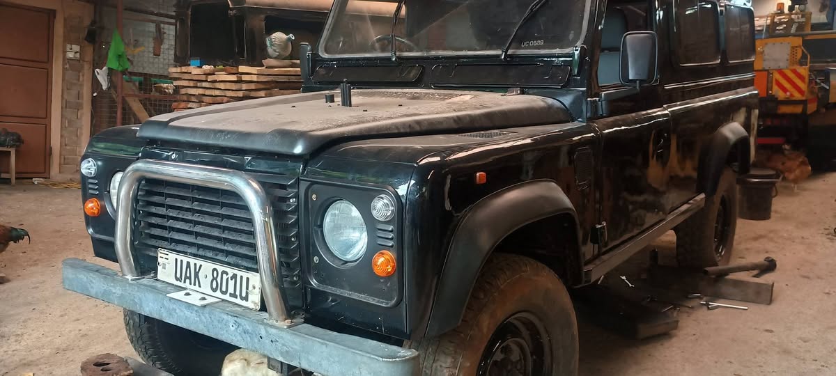 A picture of Landrover Defender