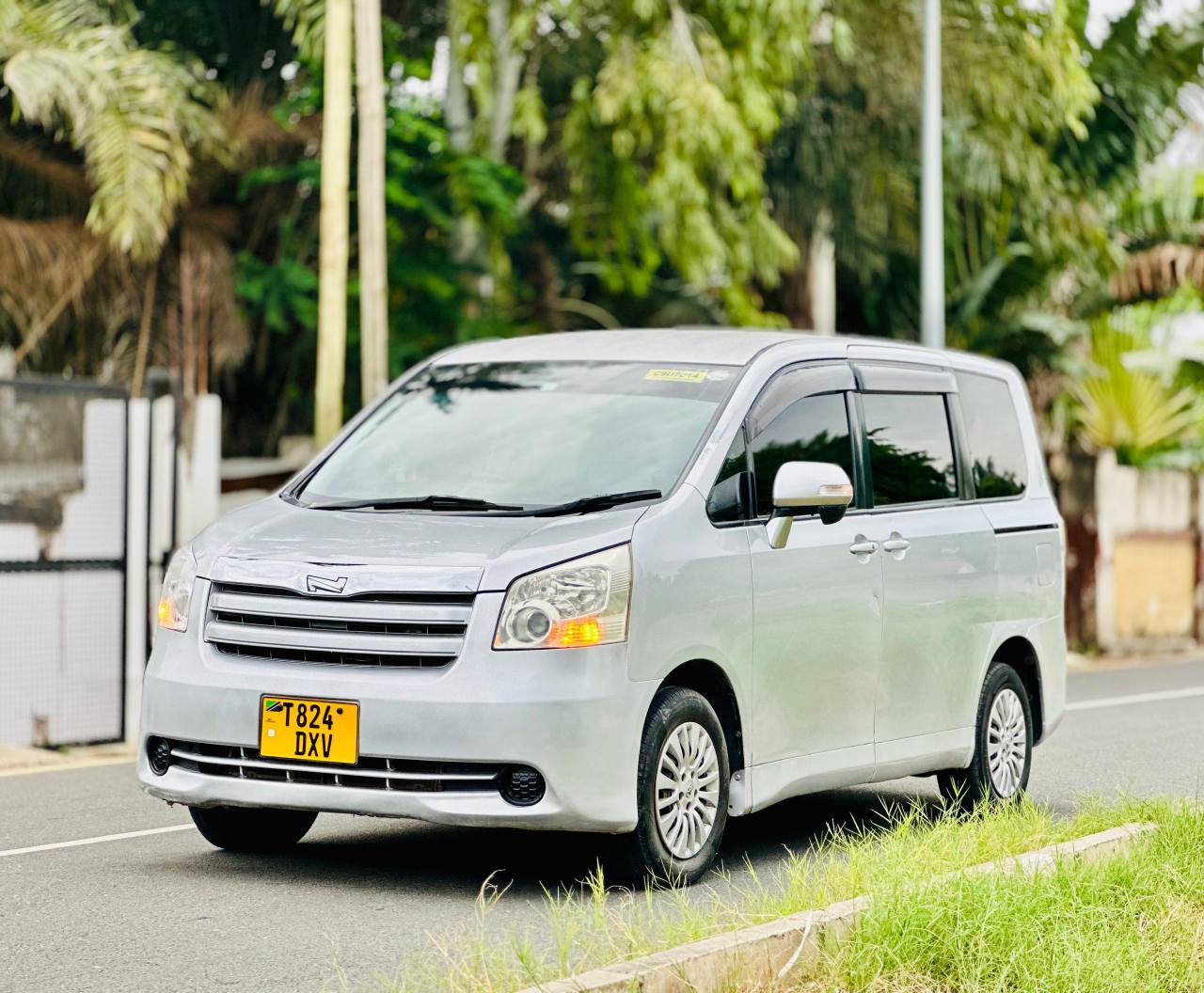 A picture of TOYOTA NOAH NEW MODEL BEI MILLION 14 0757455444