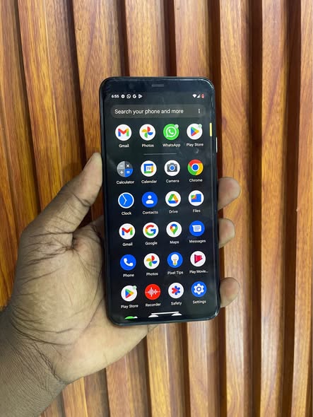 A picture of Google Pixel 4XL 128GB Price 285 000 K koo infinix