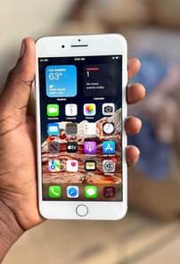 A picture of Iphone 7 plus