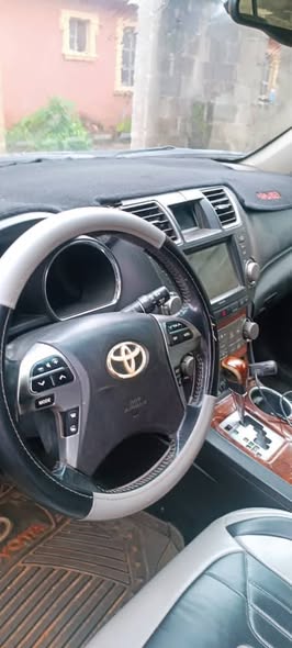 A picture of Toyota Highlander