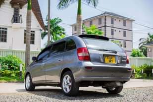 A picture of Toyota Nadia
