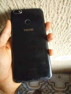 A picture of Tecno camon CA7