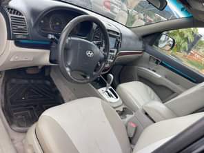 A picture of Super clean 2008 Hyundai Santafe 3 5m net price Abuja