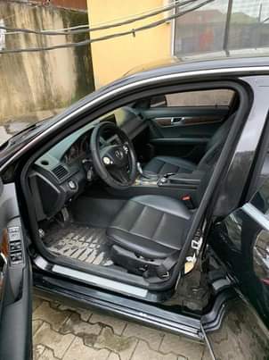 A picture of Mercedes Benz C300